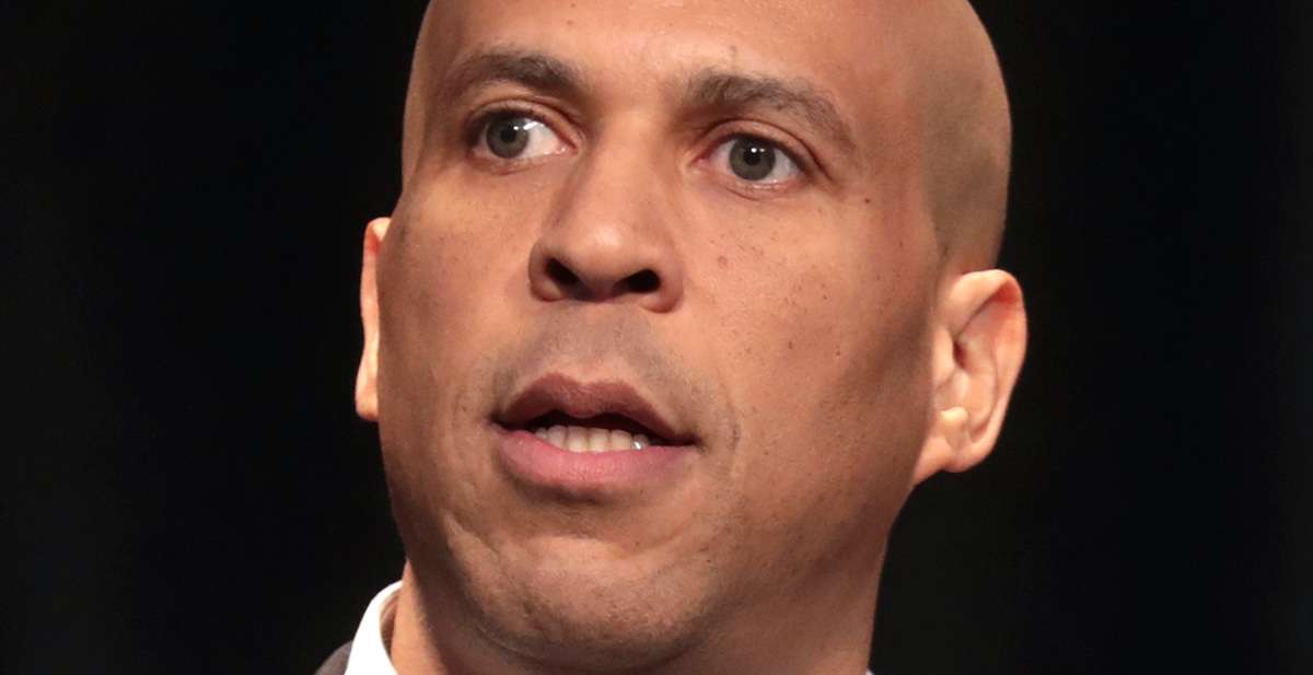 cory booker sucks